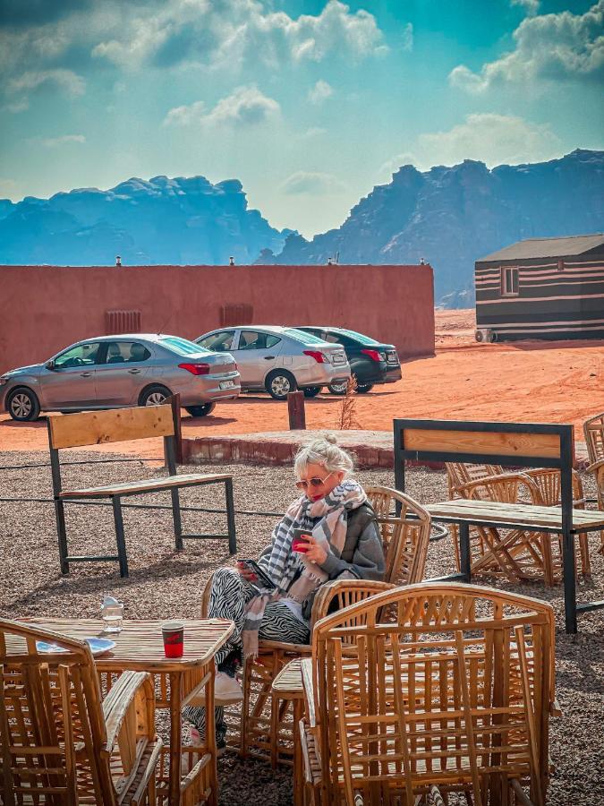 Tower Rum Camb Wadi Rum Exteriér fotografie